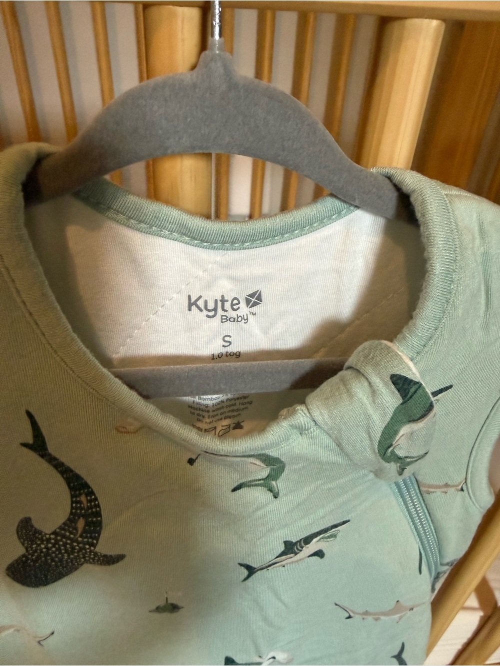 Kyte Baby Sage Shark Bamboo Sleep Bag 1.0 TOG (Medium 6-18M, EUC) - Picture 3 of 5